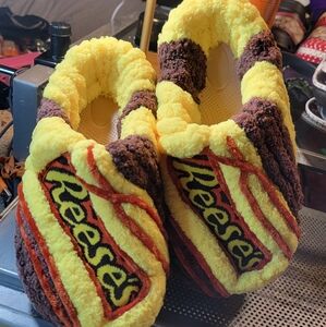 Chunky Yarn Crocs & Slides